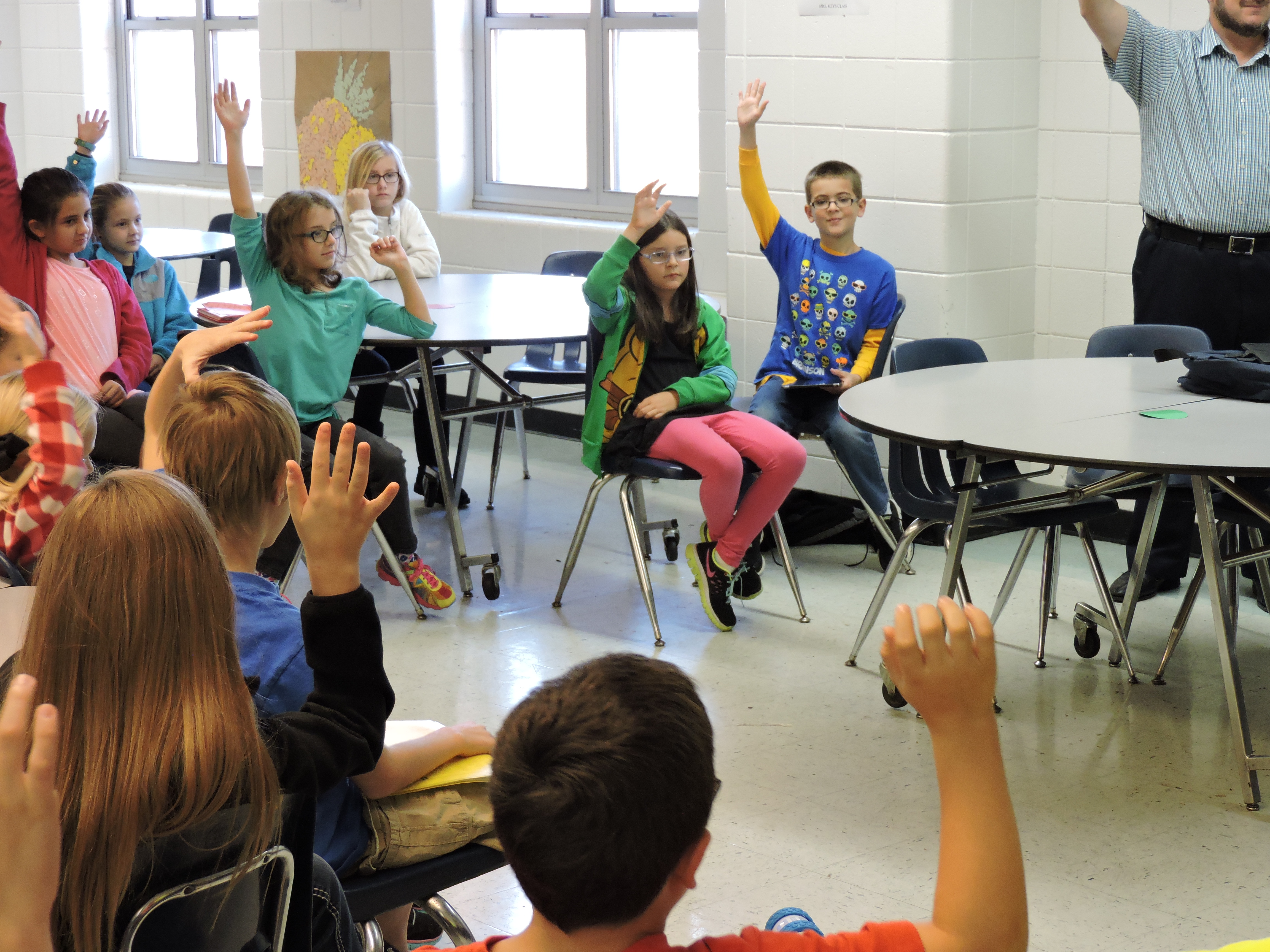 SIS Students Participate In Coding Demonstration Sheridan School District